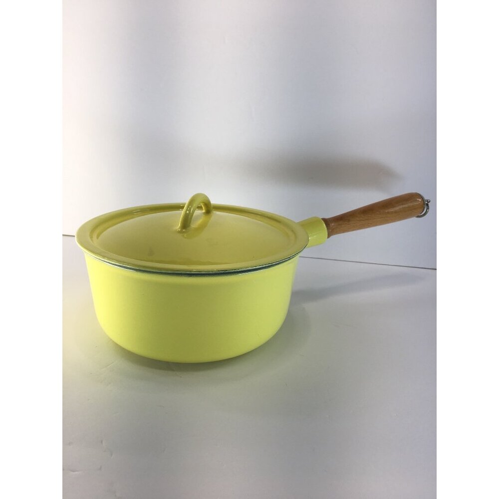 Vtg Descoware Cast Iron Enamel Sauce Pan w/ Lid Yellow Belgium 1960's D18_0968